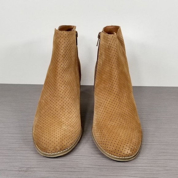 Susina Kyle Perforated Suede Ankle Bootie, Cognac Suede, Womens Size 9 M - Picture 2 of 11